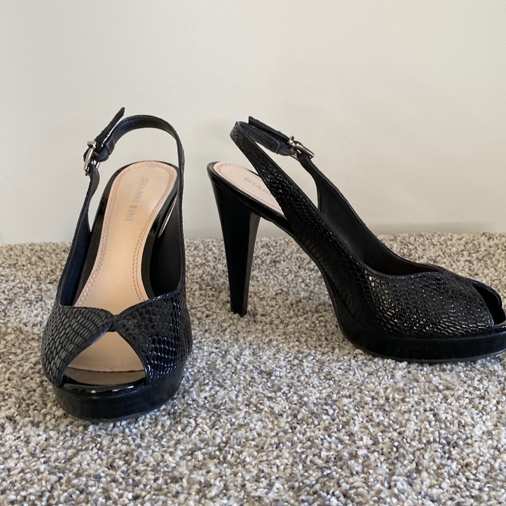 Gianni Bini platform heels